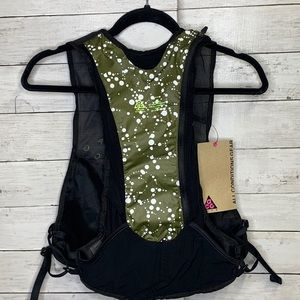 🆕 Nike men’s/women ACG hydration race vest 🔥